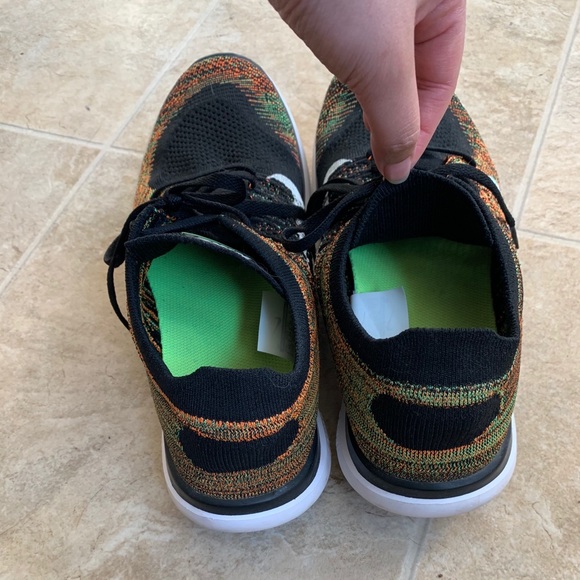 ⚡️SOLD⚡️Men’s Nike Flyknit Free 4.0 - Picture 2 of 2